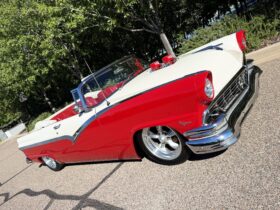 1956 Ford Fairlane Sunliner 351-Powered