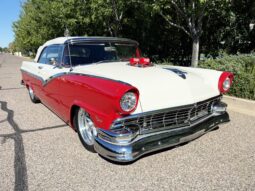 1956 Ford Fairlane Sunliner 351-Powered 2