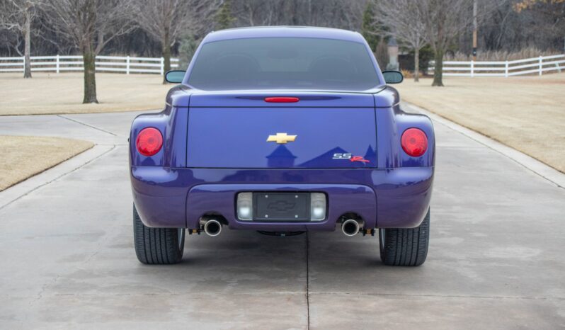 
								2004 Chevrolet SSR full									