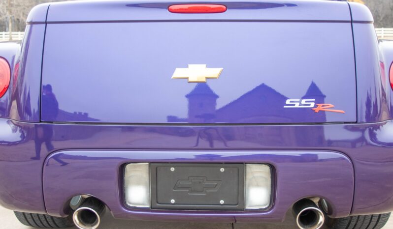 
								2004 Chevrolet SSR full									