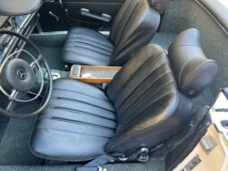 
										1970 Mercedes-Benz 280SL full									