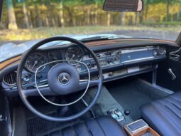 
										1970 Mercedes-Benz 280SL full									