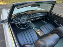 
										1970 Mercedes-Benz 280SL full									