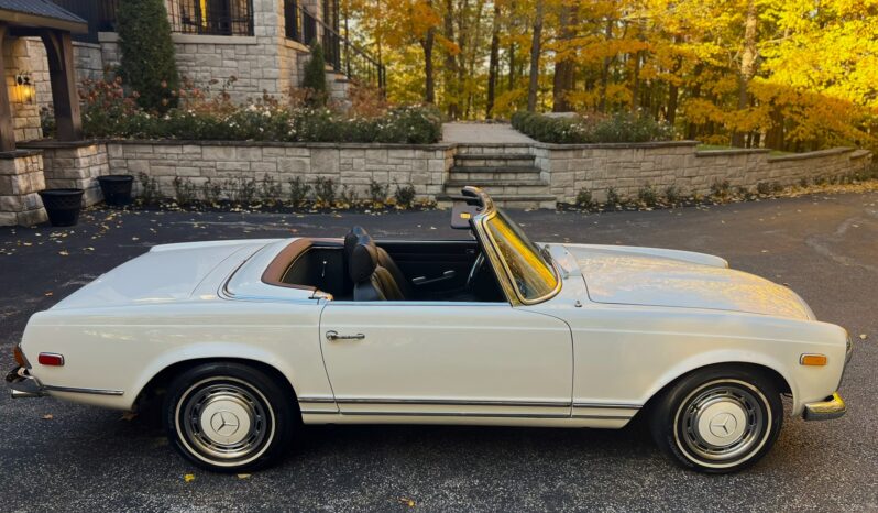 
								1970 Mercedes-Benz 280SL full									