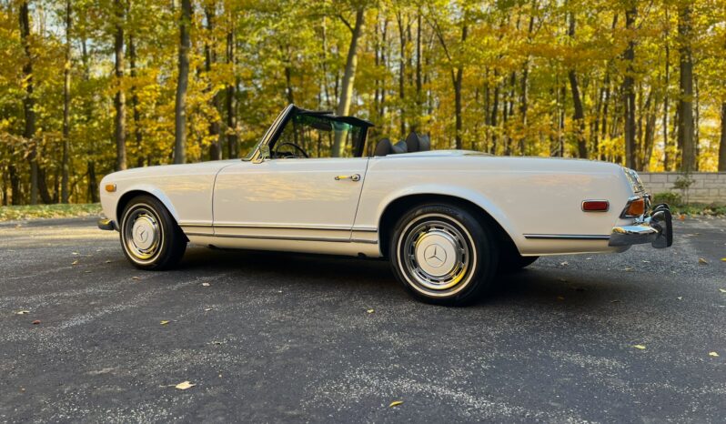
								1970 Mercedes-Benz 280SL full									