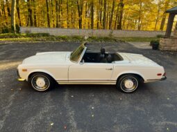 
										1970 Mercedes-Benz 280SL full									