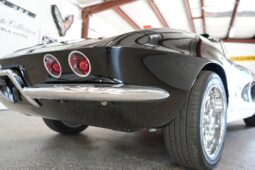 
										1962 Chevrolet Corvette 4-Speed full									