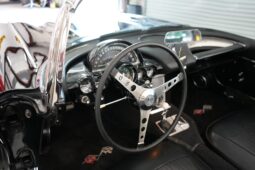 
										1962 Chevrolet Corvette 4-Speed full									