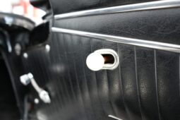 
										1962 Chevrolet Corvette 4-Speed full									