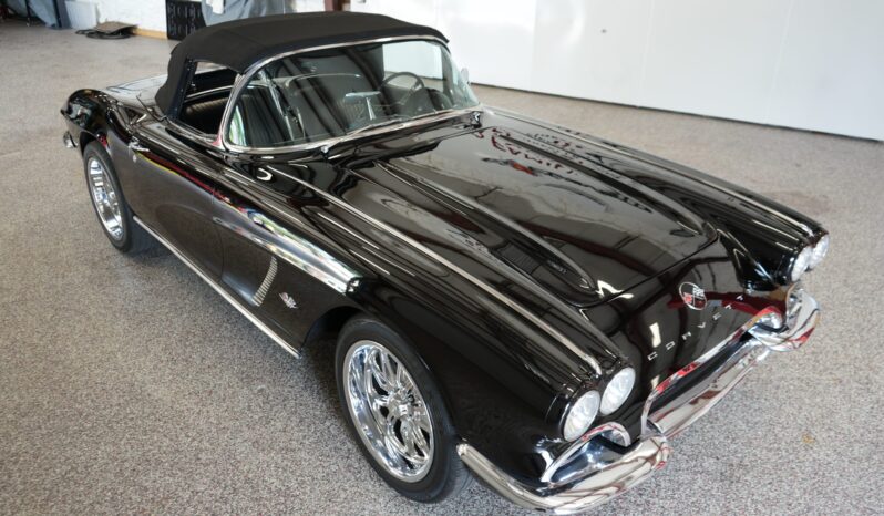 1962 Chevrolet Corvette 4-Speed 1