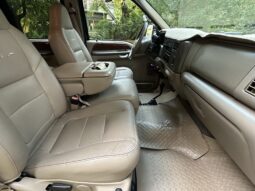 										2001 Ford F-550 Super Duty Lariat full									
