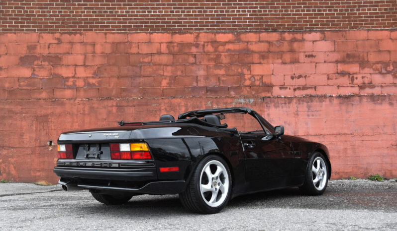 
								1990 Porsche 944 S2 Cabriolet 5-Speed full									