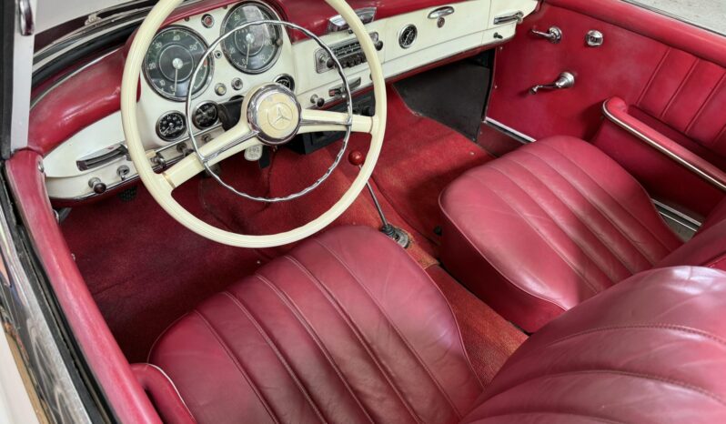 
								1961 Mercedes-Benz 190SL full									