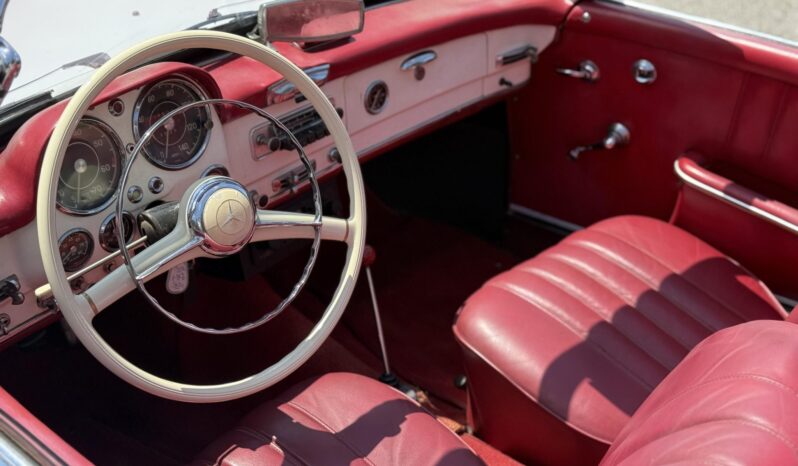 
								1961 Mercedes-Benz 190SL full									