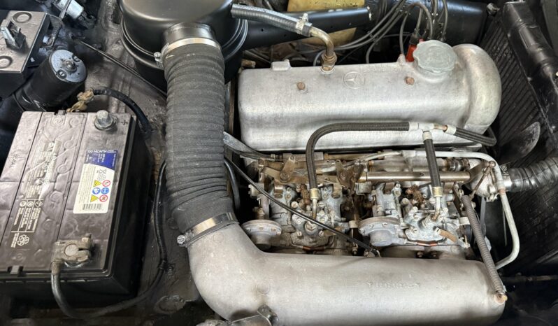 
								1961 Mercedes-Benz 190SL full									