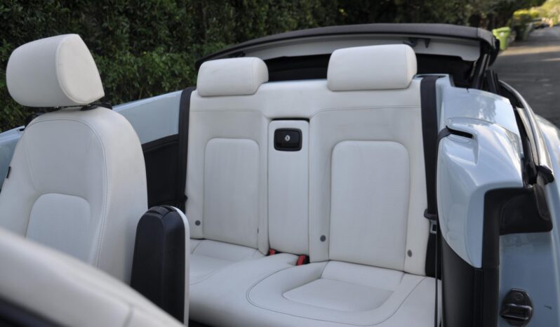 
								2010 Volkswagen New Beetle Final Edition Convertible full									