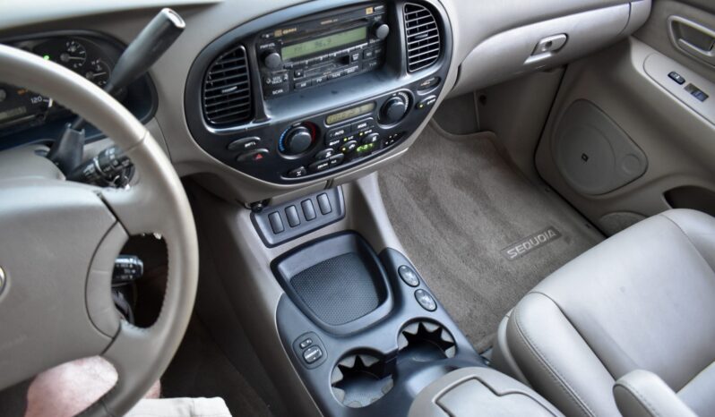 
								2007 Toyota Sequoia SR5 4×4 full									