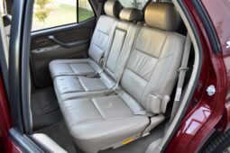 
										2007 Toyota Sequoia SR5 4×4 full									