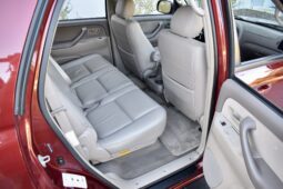 
										2007 Toyota Sequoia SR5 4×4 full									