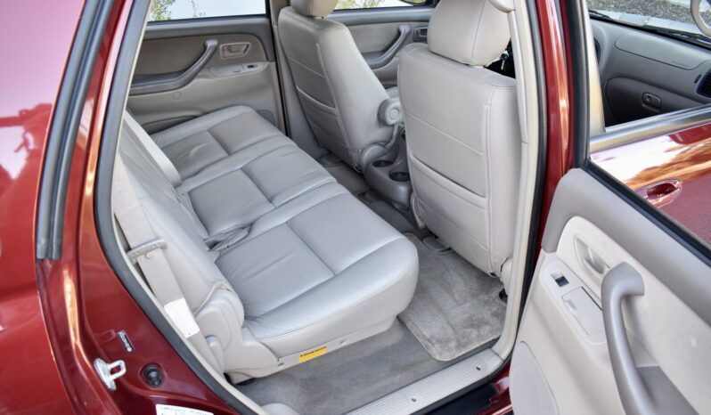 
								2007 Toyota Sequoia SR5 4×4 full									