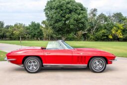 
										1966 Chevrolet Corvette Convertible 4-Speed full									
