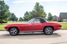 
										1966 Chevrolet Corvette Convertible 4-Speed full									