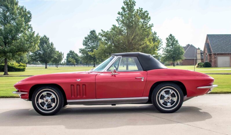 
								1966 Chevrolet Corvette Convertible 4-Speed full									