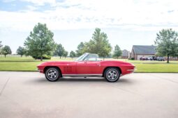 
										1966 Chevrolet Corvette Convertible 4-Speed full									