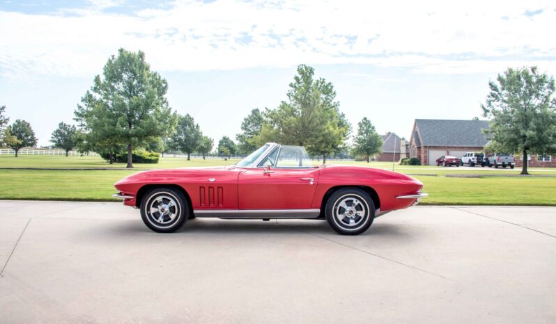 
								1966 Chevrolet Corvette Convertible 4-Speed full									