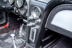 
										1966 Chevrolet Corvette Convertible 4-Speed full									