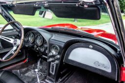 
										1966 Chevrolet Corvette Convertible 4-Speed full									