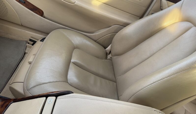 
								2002 Mercedes-Benz CL55 AMG full									