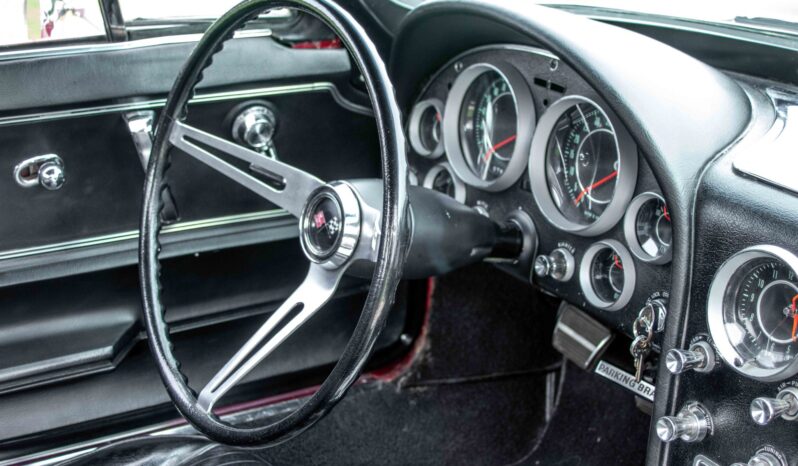 
								1963 Chevrolet Corvette Split-Window Coupe 4-Speed full									