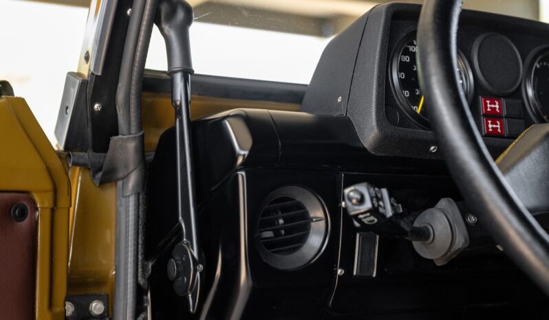 								1991 Mercedes-Benz 250GD Wolf 5-Speed full									