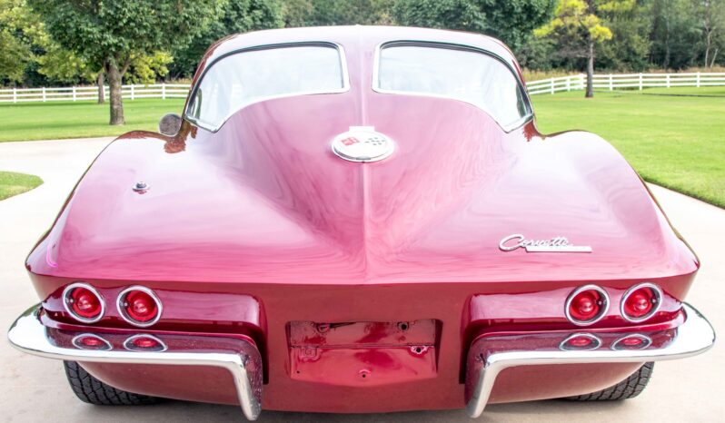 
								1963 Chevrolet Corvette Split-Window Coupe 4-Speed full									