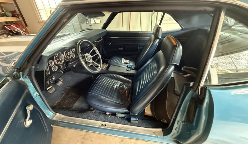 
								1969 Chevrolet Camaro Coupe 4-Speed full									