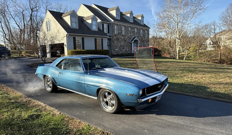 
								1969 Chevrolet Camaro Coupe 4-Speed full									