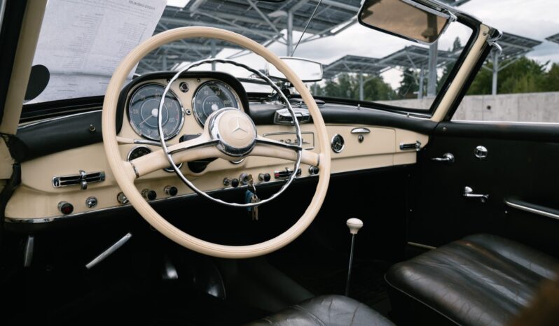 
								1958 Mercedes-Benz 190SL full									