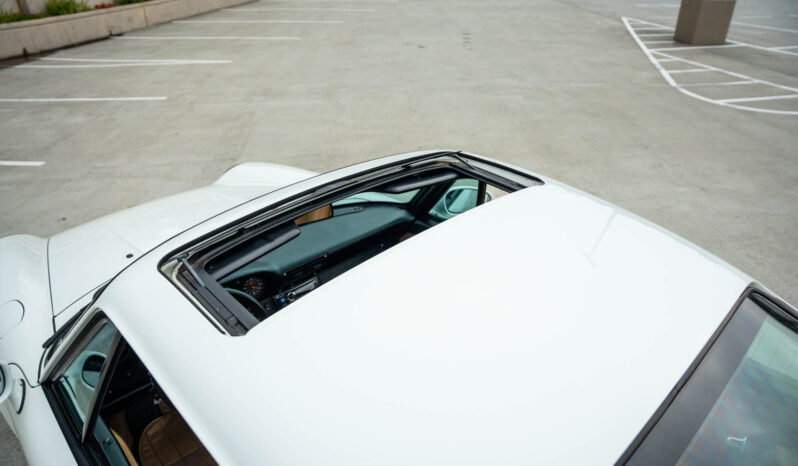 								1995 Porsche 911 Carrera Coupe 6-Speed full									