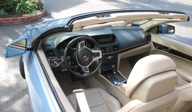 
								2012 Mercedes-Benz E550 Cabriolet full									