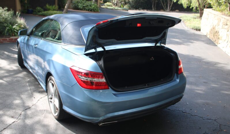 
								2012 Mercedes-Benz E550 Cabriolet full									