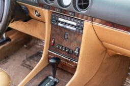 
										1989 Mercedes-Benz 560SL full									