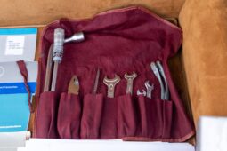 
										1989 Mercedes-Benz 560SL full									