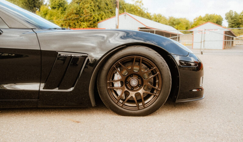 
								2011 Chevrolet Corvette Coupe Grand Sport 3LT 6-Speed full									