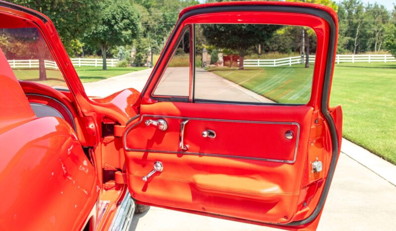 
								1966 Chevrolet Corvette Coupe 4-Speed full									