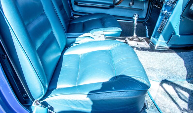 
								1965 Chevrolet Corvette Convertible 4-Speed full									