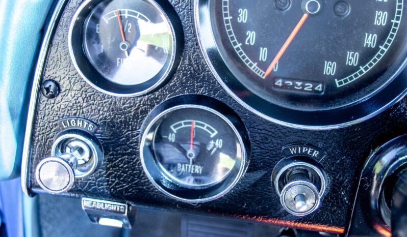 
								1965 Chevrolet Corvette Convertible 4-Speed full									