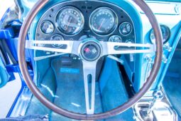 
										1965 Chevrolet Corvette Convertible 4-Speed full									