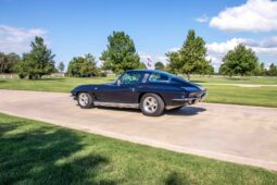 
										1964 Chevrolet Corvette 6-Speed 5.7L full									