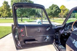 
										1964 Chevrolet Corvette 6-Speed 5.7L full									